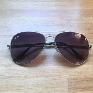 Ray ban aviator sunglasses
